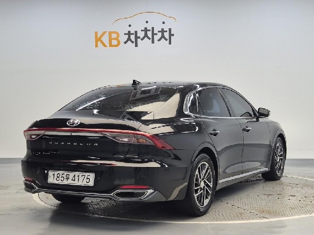 6101000116R3.jpg