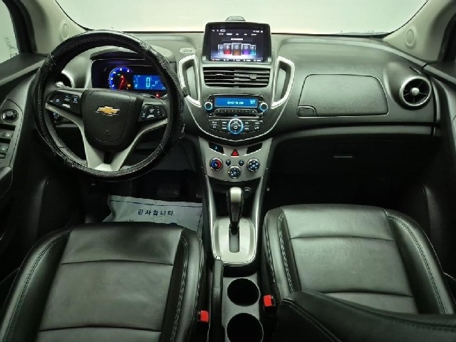 6041000299R7.jpg
