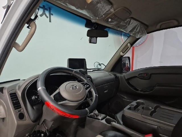 6071000152R6.jpg
