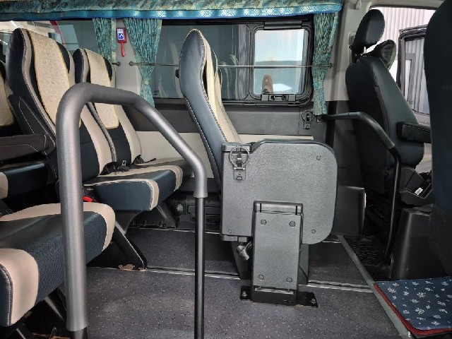 6091500837R12.jpg