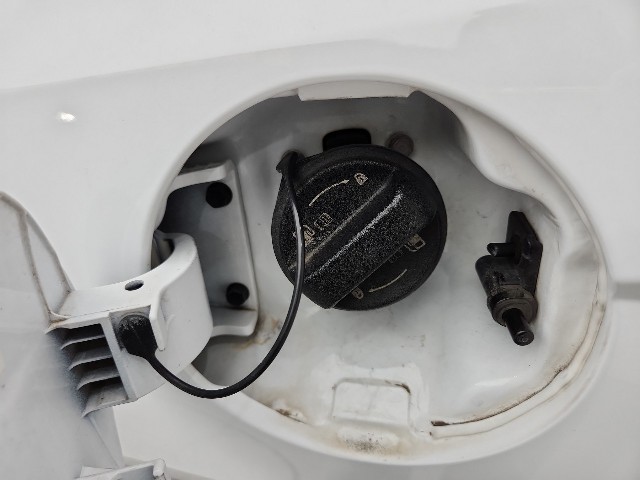 lotterental_172730786_QaQFK_1.jpg