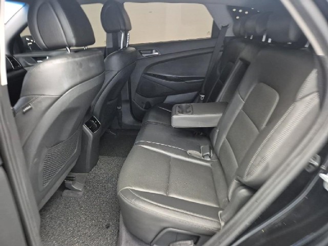 6071500561R12.jpg