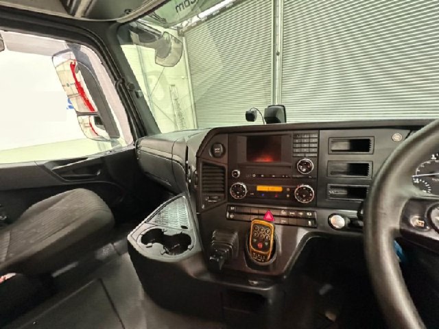 a07700bea703e6f66c850469fae5a195.jpeg