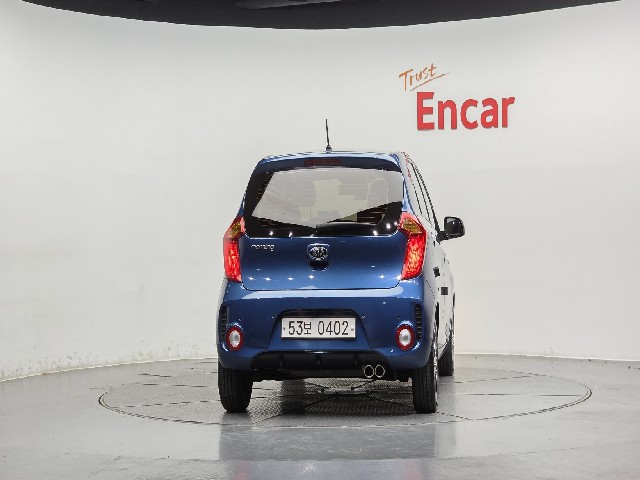 56ddb91e7a9e9f4d75ef1d6968e989b5.jpeg