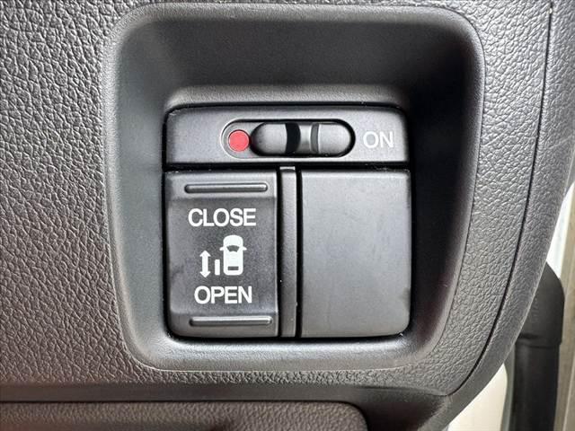 edb8c1cf54146176cf6aafd3e532e097.jpg