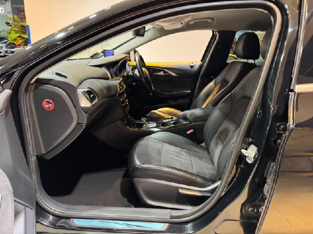 f450dd435536effbe4e13ce652fc3554.jpeg