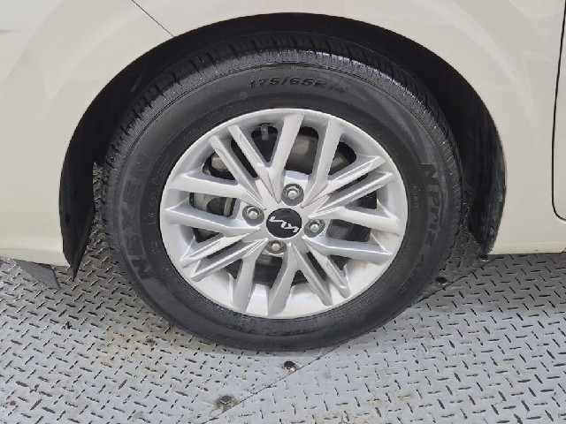 6101500142R19.jpg