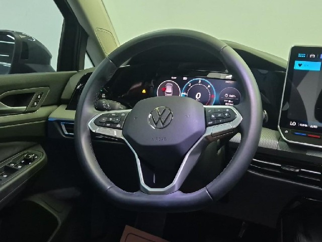 6051501233R9.jpg