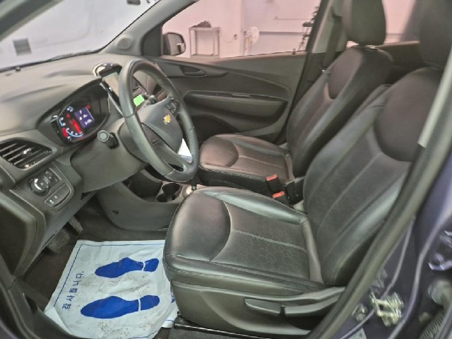 6051001653R11.jpg