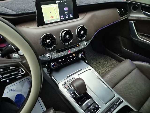 6011003238R10.jpg
