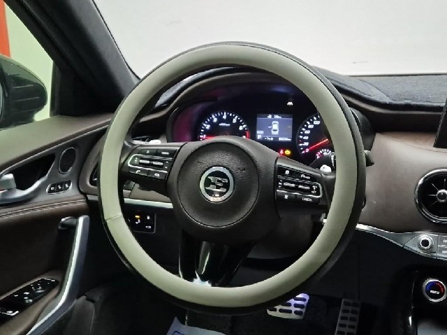 6011003238R9.jpg