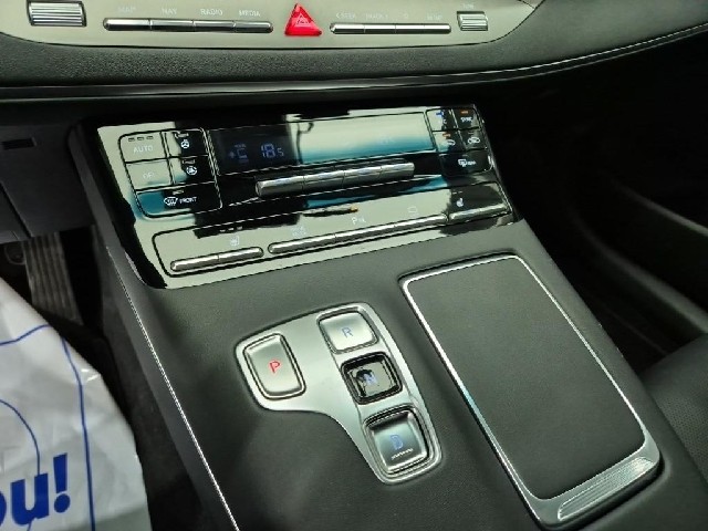 6091001975R8.jpg