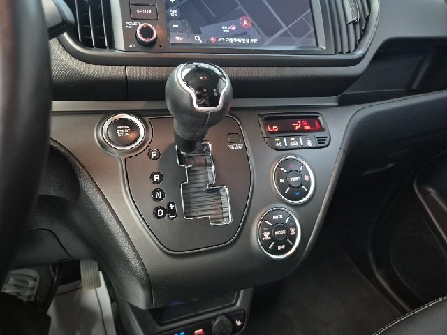 6061502190R8.jpg