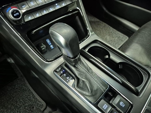 6051002438R8.jpg