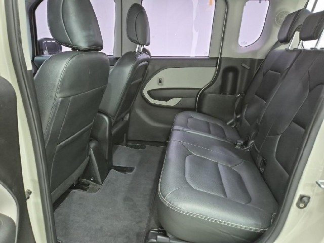 6081002166R12.jpg