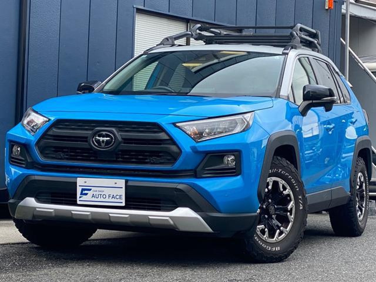 2019 Toyota Rav4, photo 1 of 1