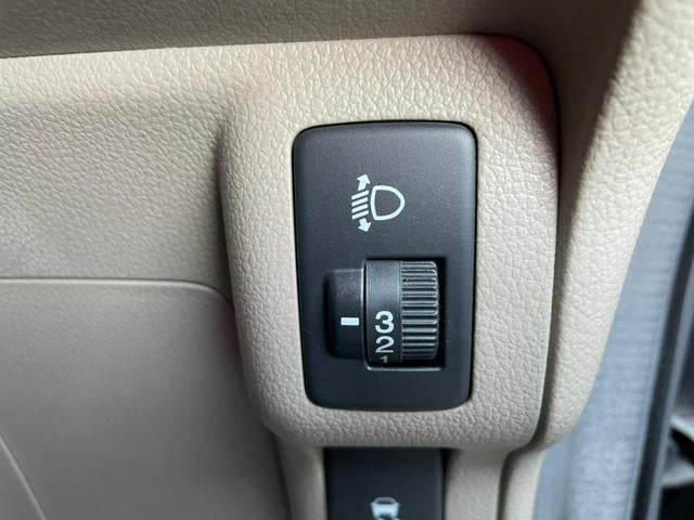 0740054A30220122W00417.jpg