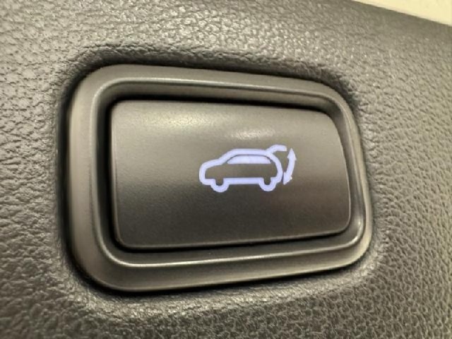 0689e76bb833ffe59c0059bb24c9e84c.jpeg