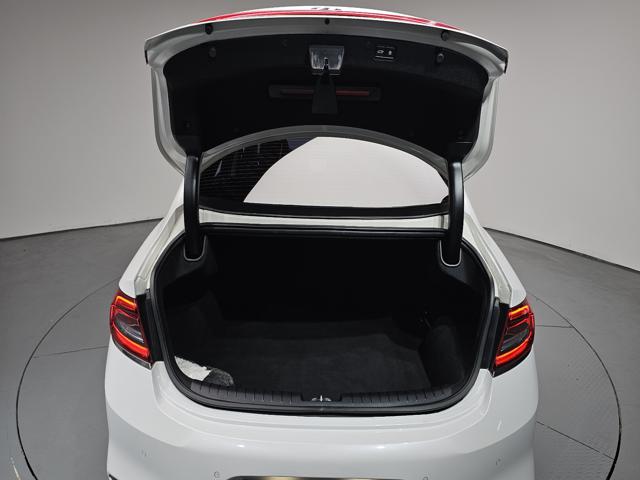 b192182a1f1e40cc8d77ca49544ac528.jpeg