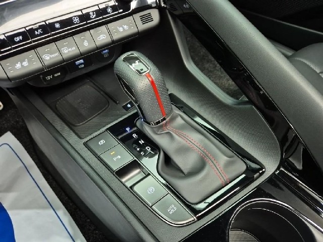 6091001857R8.jpg