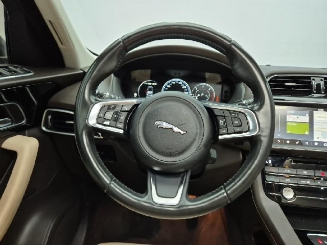 6081001394R9.jpg