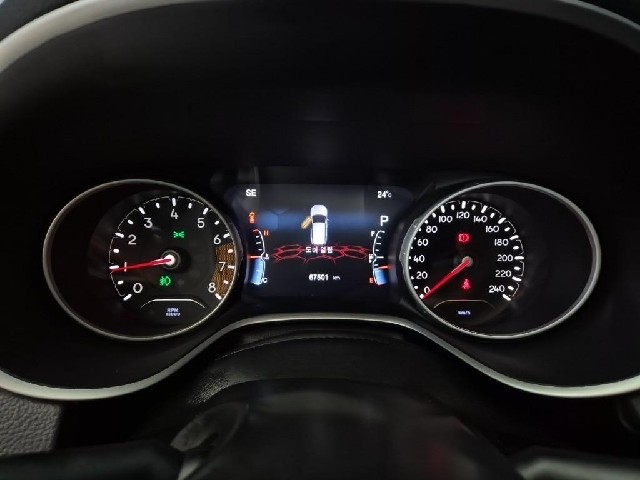 6051501482R6.jpg