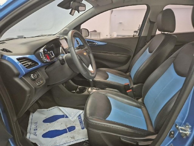 6051002083R11.jpg