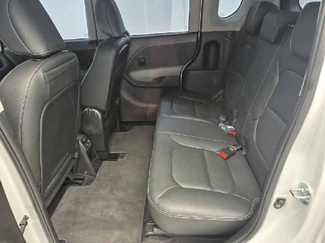 6051500004R12.jpg
