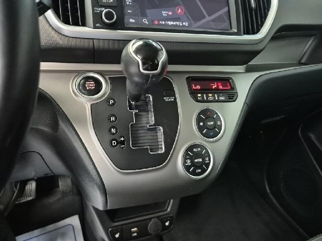 6061000421R8.jpg