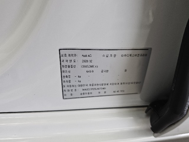 0213d3fc21345a82276a19d077b3163d.jpeg