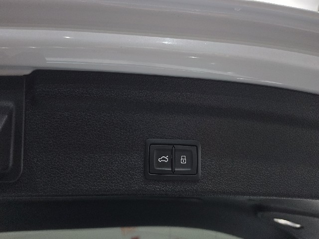 e6dcf5bcdec364df3eebe5f3e58f899f.jpeg