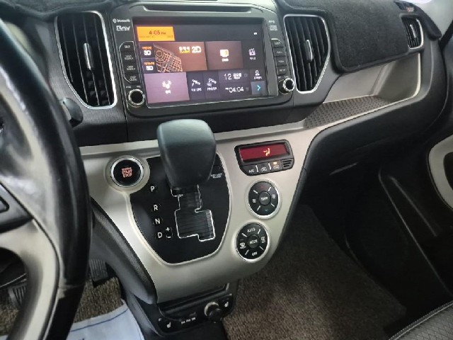 6061001163R10.jpg