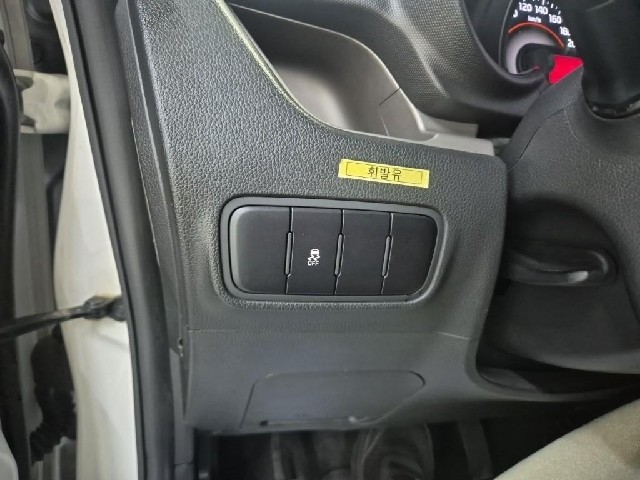 6061500178R16.jpg