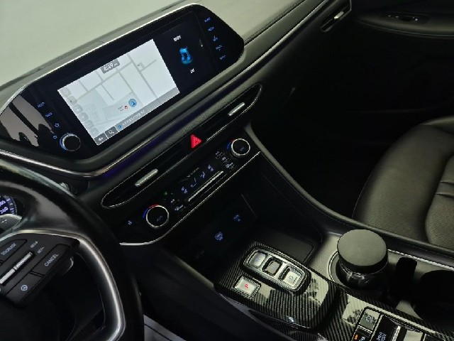 6081002258R10.jpg