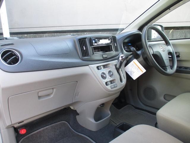 0803064A30261014W00205.jpg