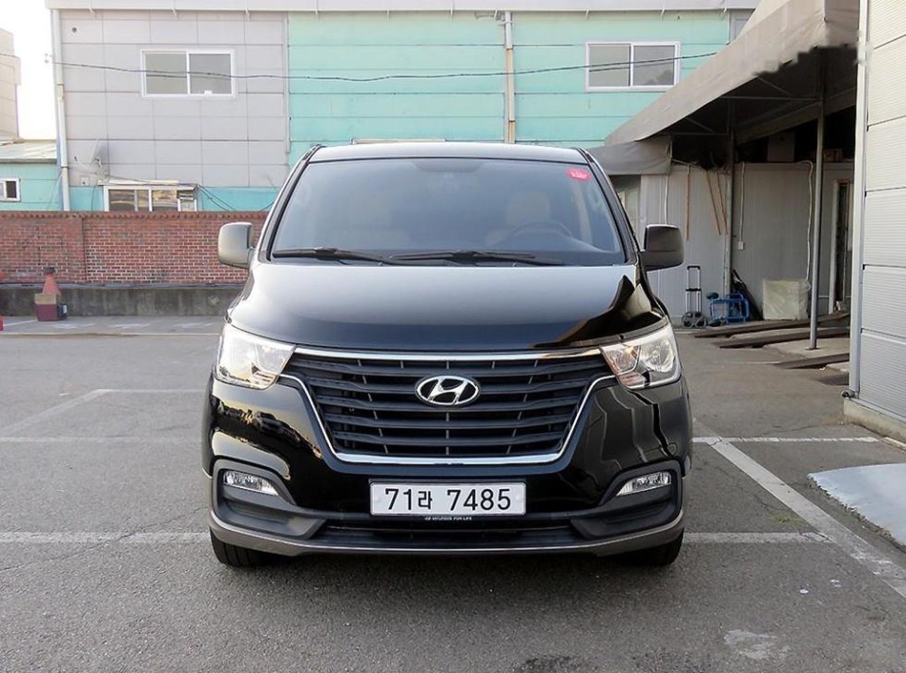 2020 Hyundai Grand, photo 1 of 1
