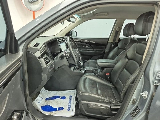 6091001257R11.jpg