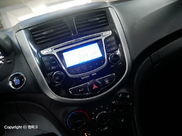 4011501230R15.jpg