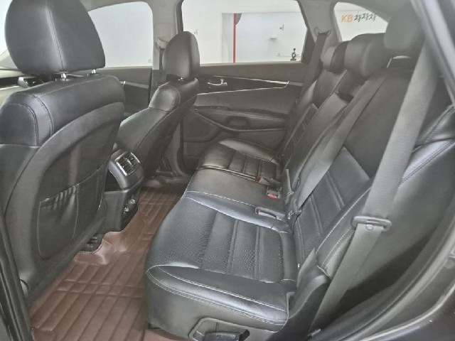 6091000496R12.jpg