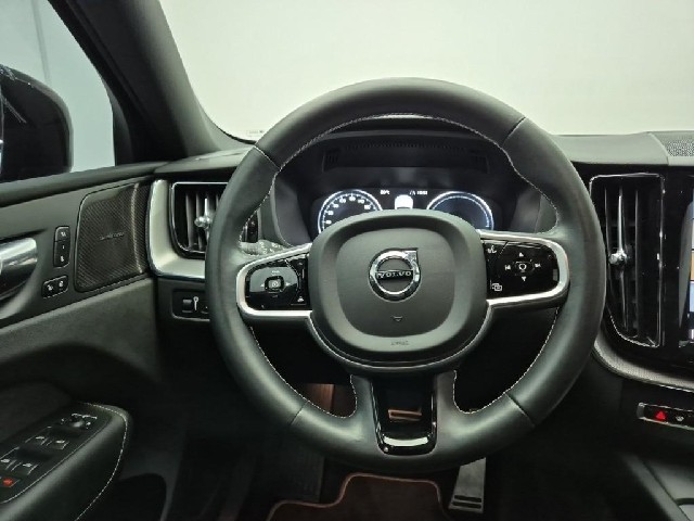 6101000394R9.jpg