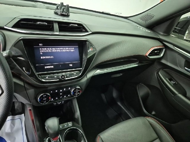 6101000192R10.jpg