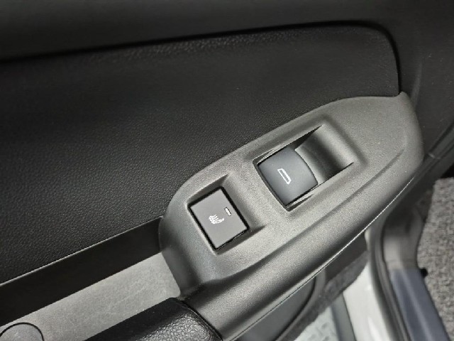 6101000091R18.jpg