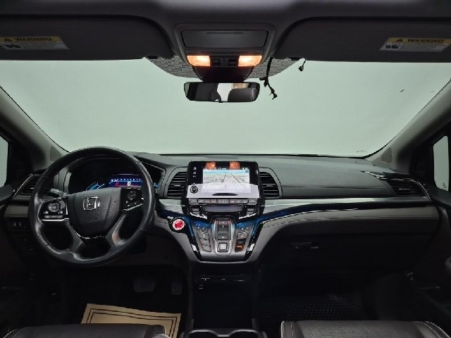 6101000083R7.jpg