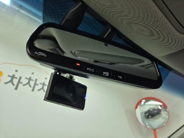 6091002437R17.jpg