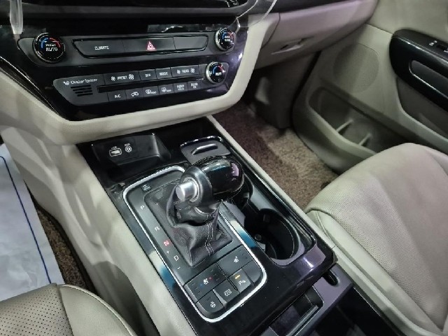 6091002437R8.jpg