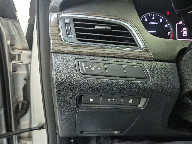 6091001487R17.jpg