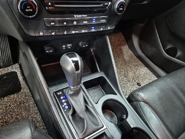 6091001697R8.jpg