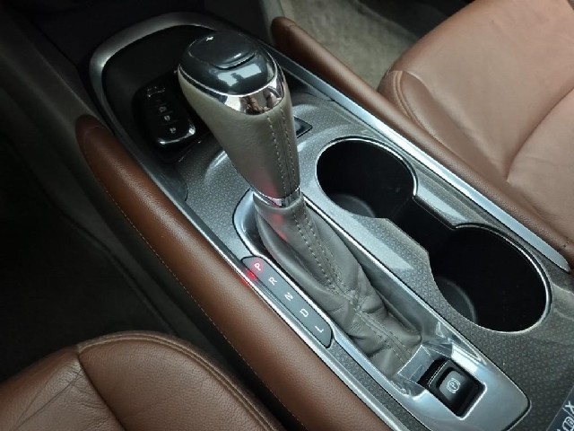 6061000226R8.jpg
