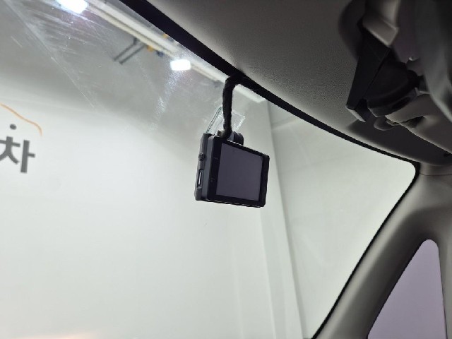 6101000345R14.jpg
