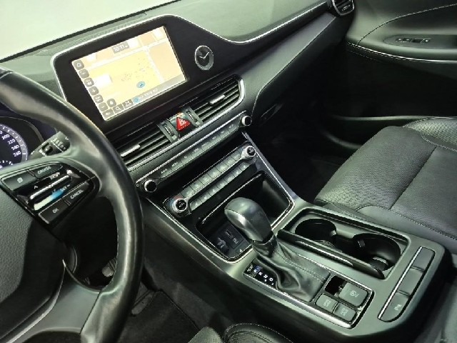 6101000240R10.jpg